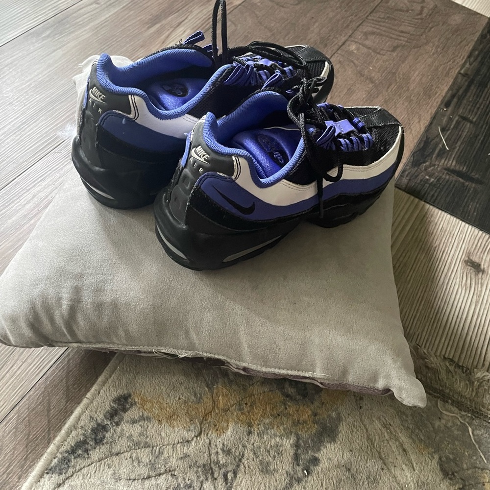 Air max size 8
